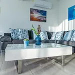 Makenzy Seaview Penthouse Appartamento *