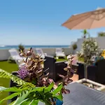 Makenzy Seaview Penthouse *