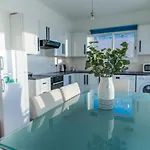 شقة Makenzy Seaview Penthouse لارنكا
