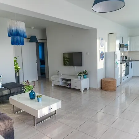 Makenzy Seaview Penthouse Appartement Larnaca