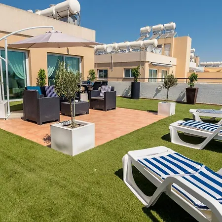 Апартаменты Makenzy Seaview Penthouse *