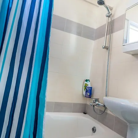 Апартаменты Makenzy Seaview Penthouse