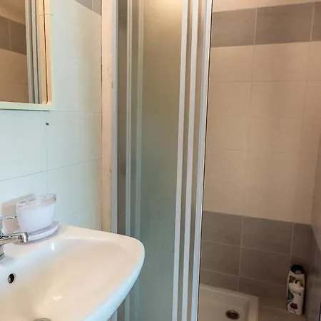 Makenzy Seaview Penthouse