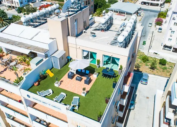 Makenzy Seaview Penthouse