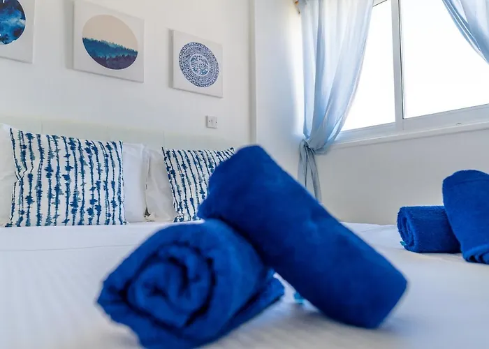 Makenzy Seaview Penthouse