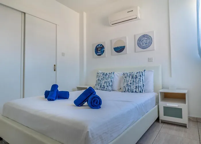 Makenzy Seaview Penthouse *