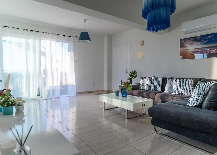 Lägenhet Makenzy Seaview Penthouse Larnaca
